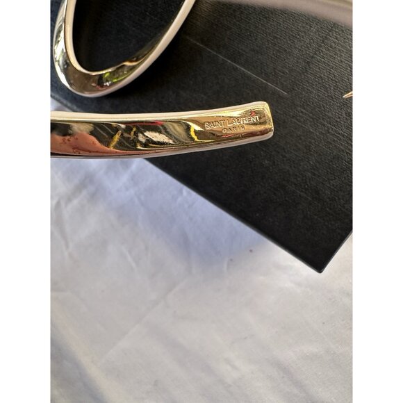 Saint Laurent Twist Hoop Earrings in Dore & Creme Gold - Picture 5 of 6